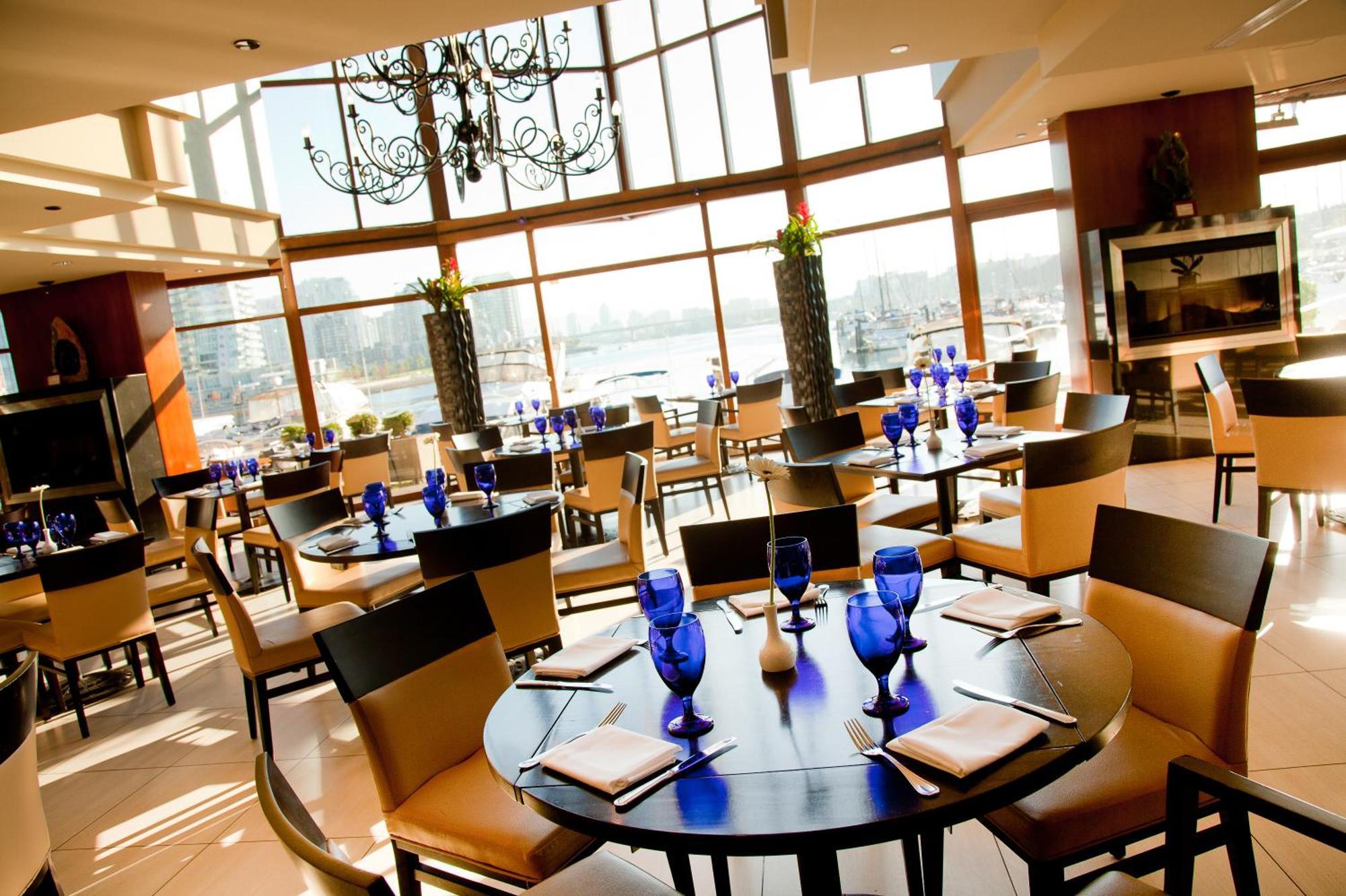 Granville Island Hotel Vancouver Buitenkant foto