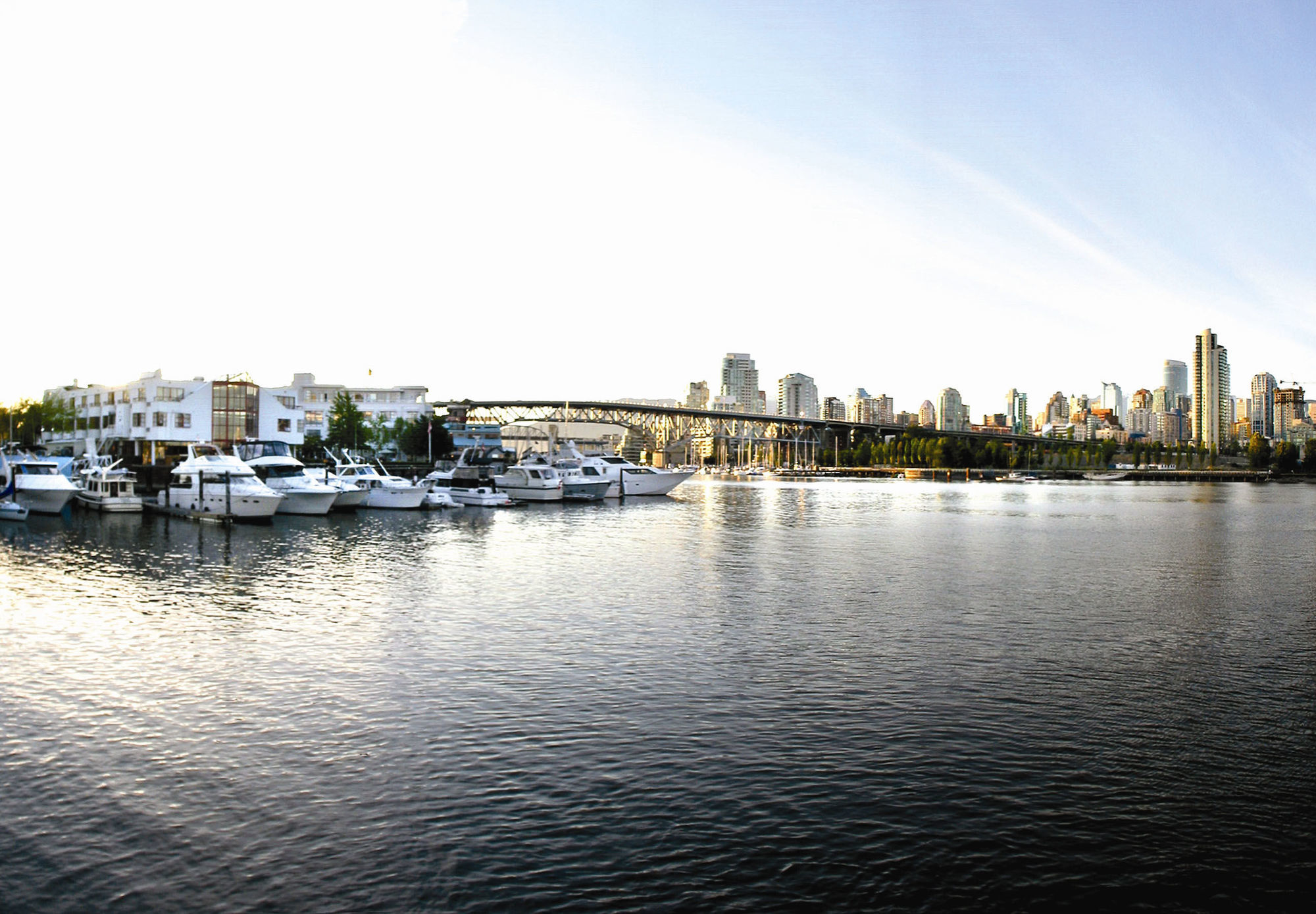 Granville Island Hotel Vancouver Buitenkant foto
